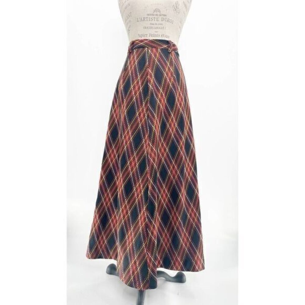 BOUTIQUE Holiday Textured A-line Maxi Skirt SMALL